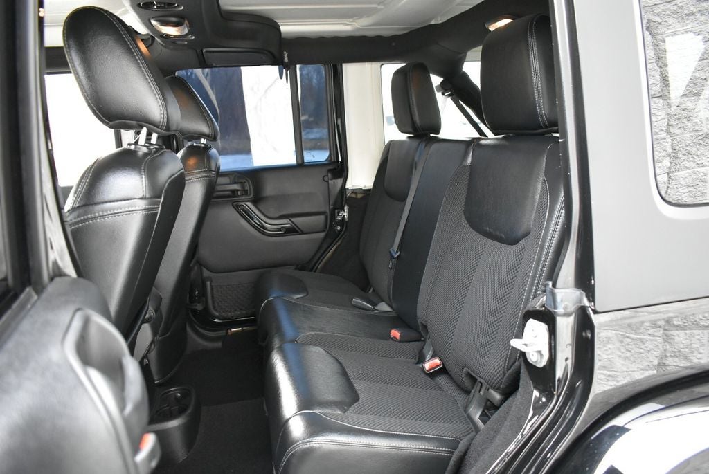 2017 Jeep Wrangler Unlimited Sahara