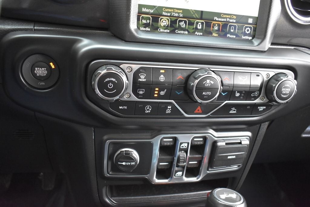 2022 Jeep Wrangler Unlimited Sahara Altitude