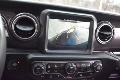 2022 Jeep Wrangler Unlimited Sahara Altitude