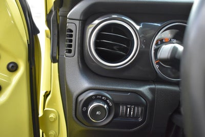 2022 Jeep Wrangler Unlimited Sahara Altitude