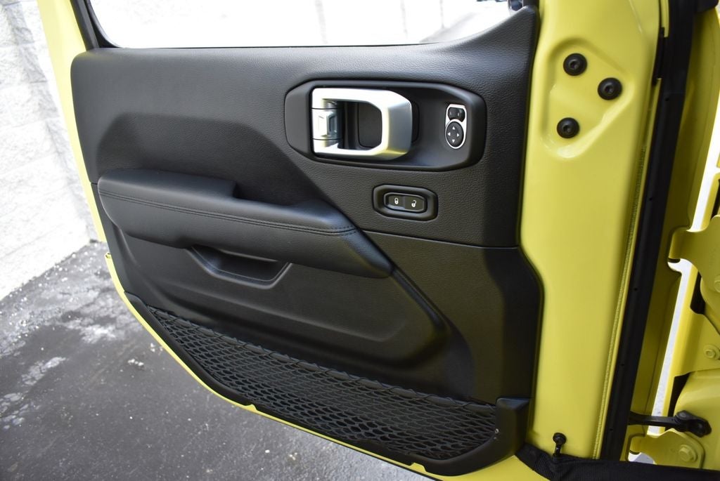 2022 Jeep Wrangler Unlimited Sahara Altitude