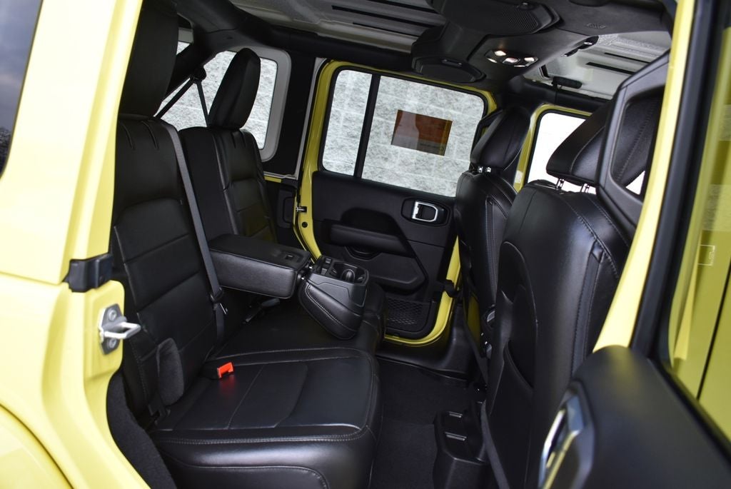 2022 Jeep Wrangler Unlimited Sahara Altitude