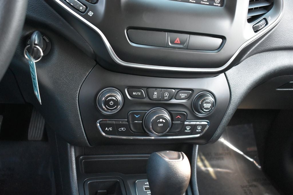 2019 Jeep Cherokee Latitude