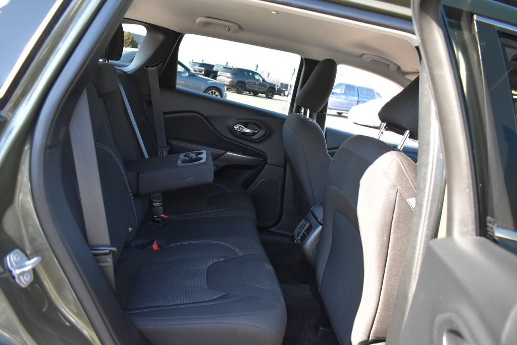 2019 Jeep Cherokee Latitude