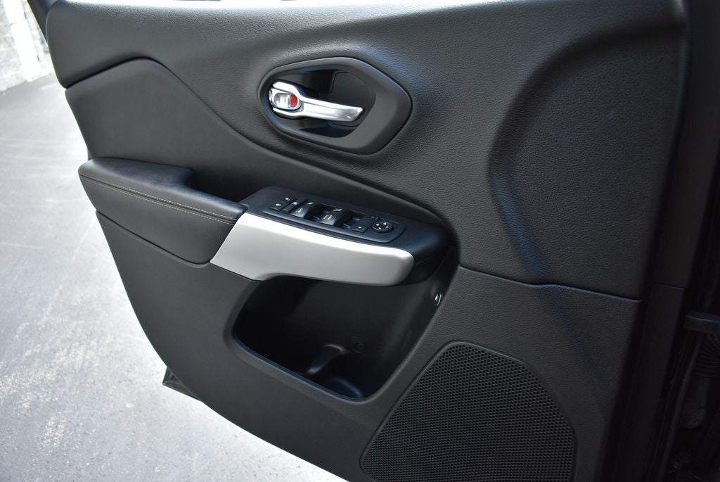 2018 Jeep Cherokee Latitude Plus