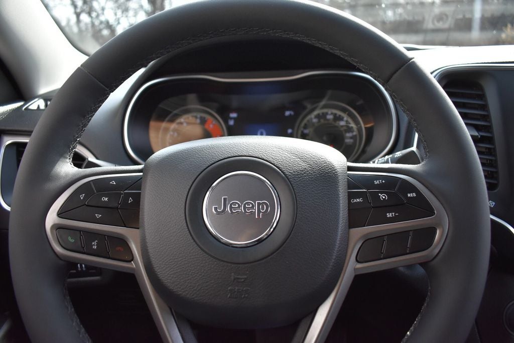 2022 Jeep Cherokee Latitude Lux