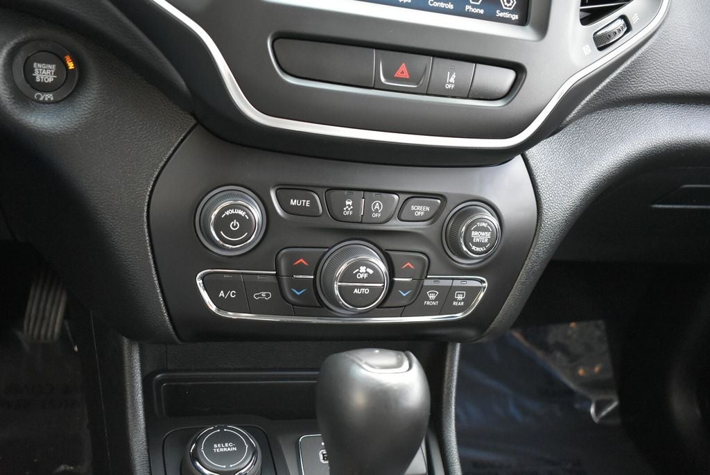 2022 Jeep Cherokee Latitude Lux