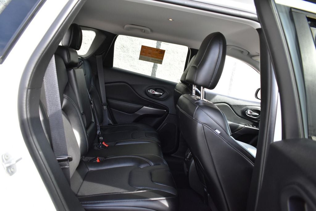 2022 Jeep Cherokee Latitude Lux