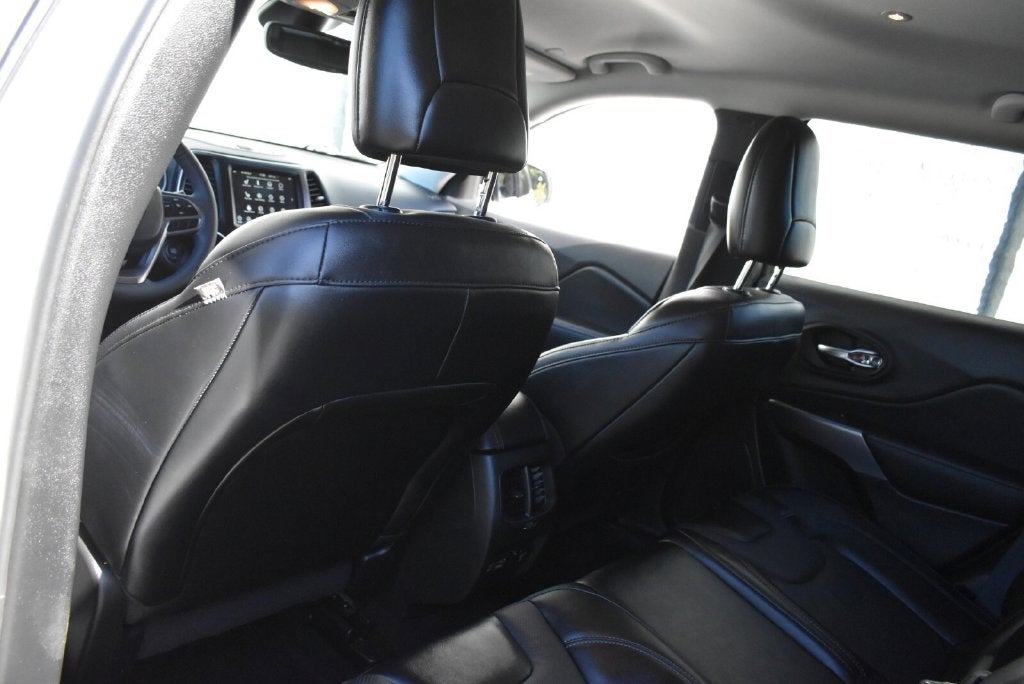 2022 Jeep Cherokee Latitude Lux