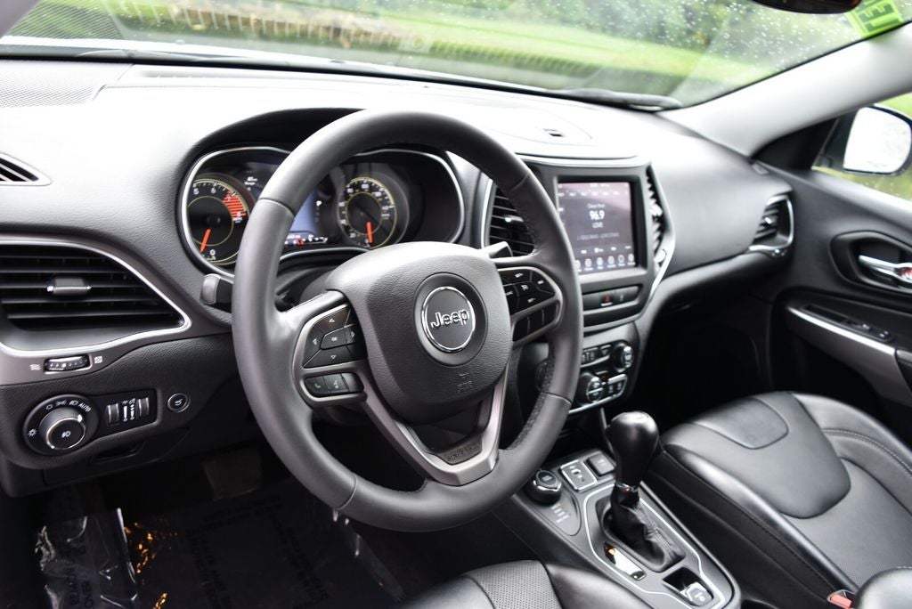 2022 Jeep Cherokee Latitude Lux