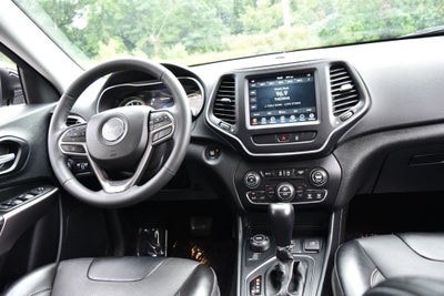 2022 Jeep Cherokee Latitude Lux