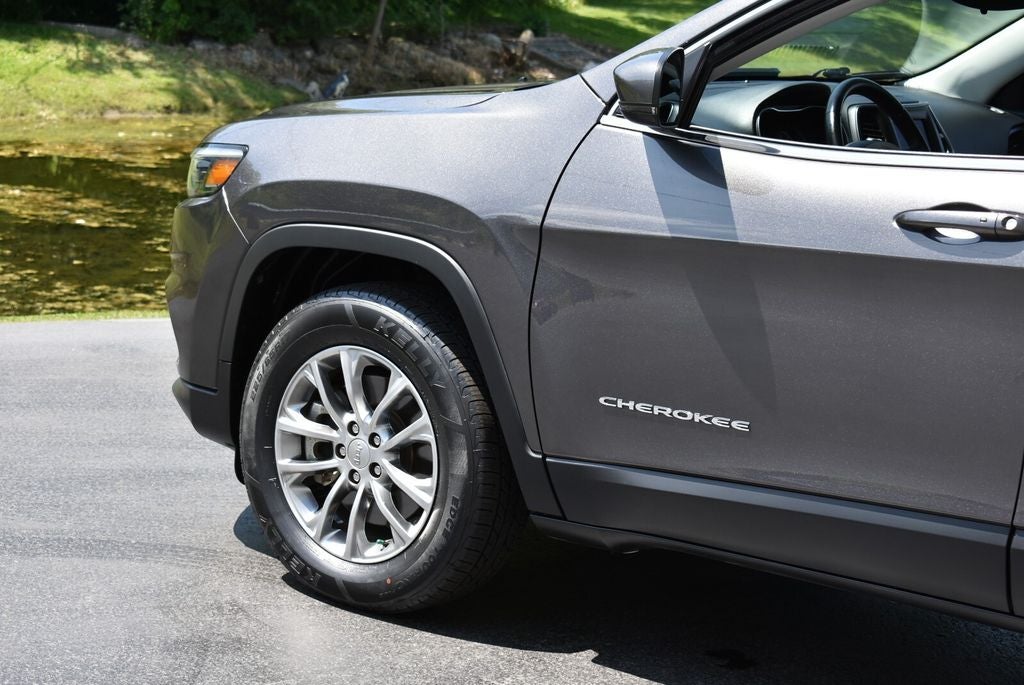 2021 Jeep Cherokee Latitude Lux