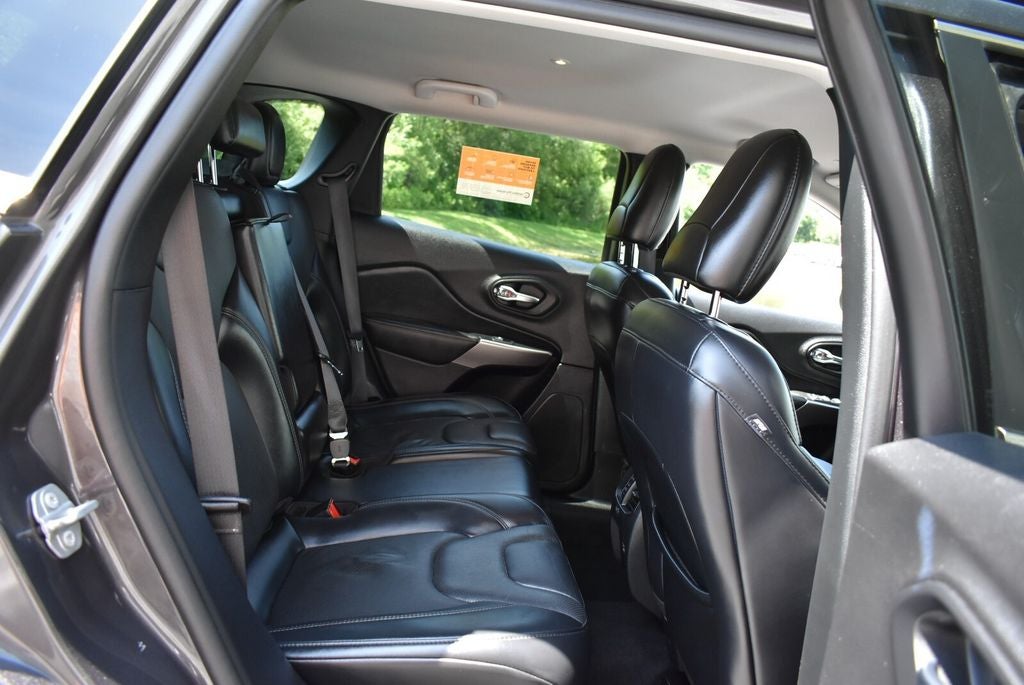 2021 Jeep Cherokee Latitude Lux