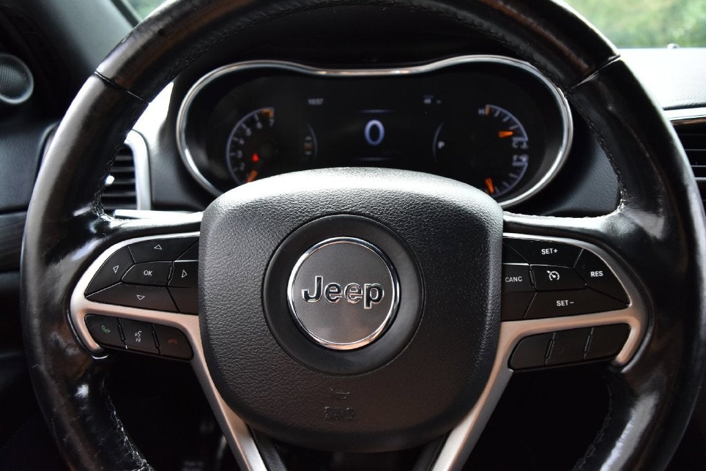 2020 Jeep Grand Cherokee Laredo E