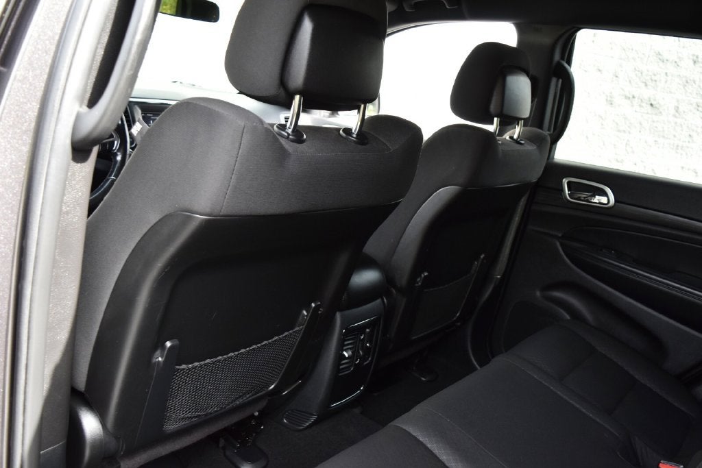 2020 Jeep Grand Cherokee Laredo E
