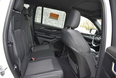 2024 Jeep Grand Cherokee Laredo X