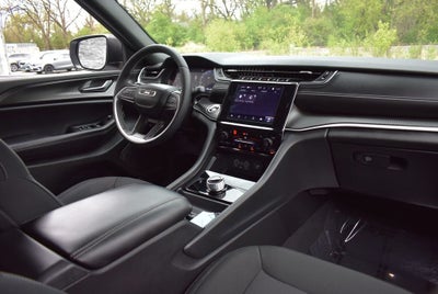 2024 Jeep Grand Cherokee Laredo X