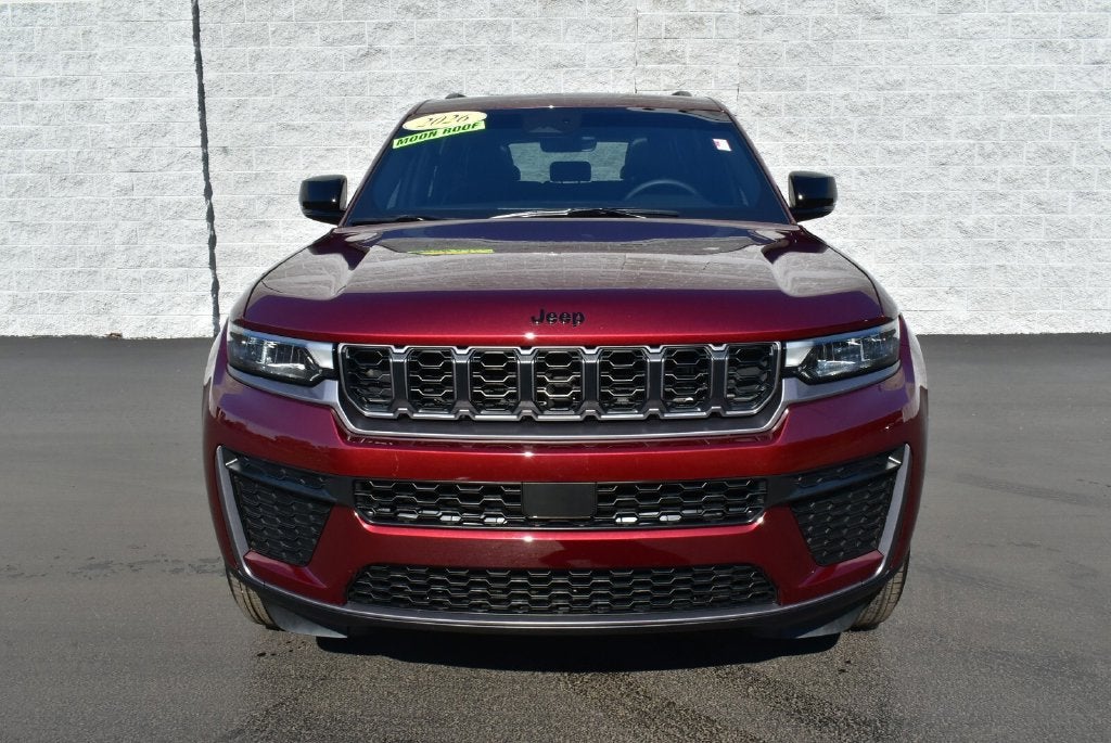 2026 Jeep Grand Cherokee Altitude