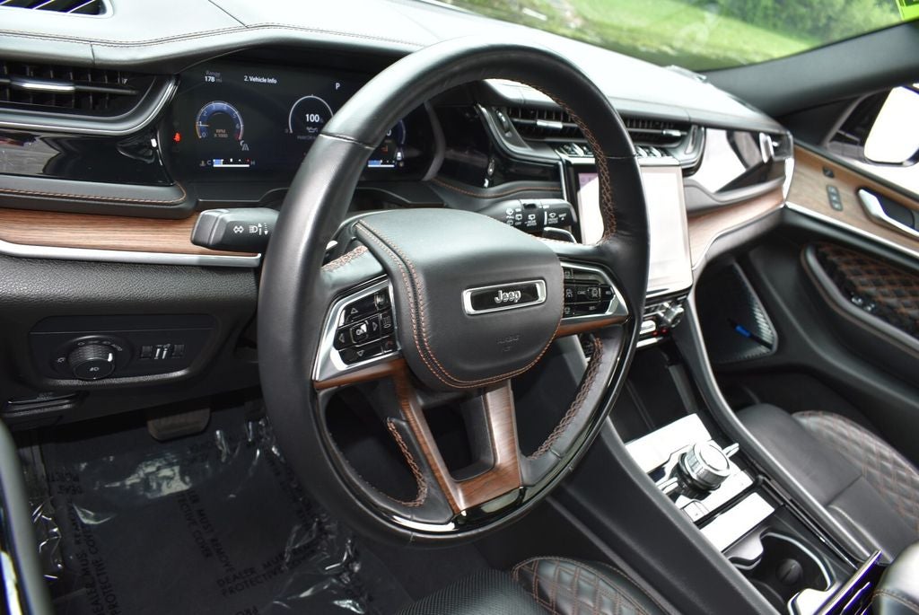 2023 Jeep Grand Cherokee Summit