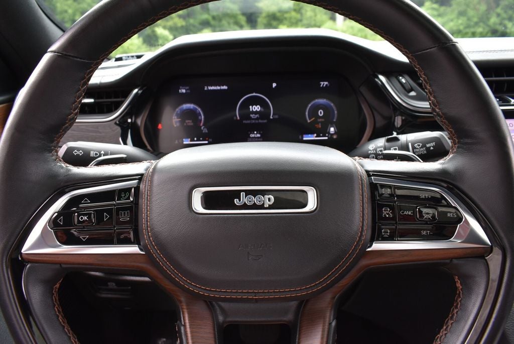 2023 Jeep Grand Cherokee Summit
