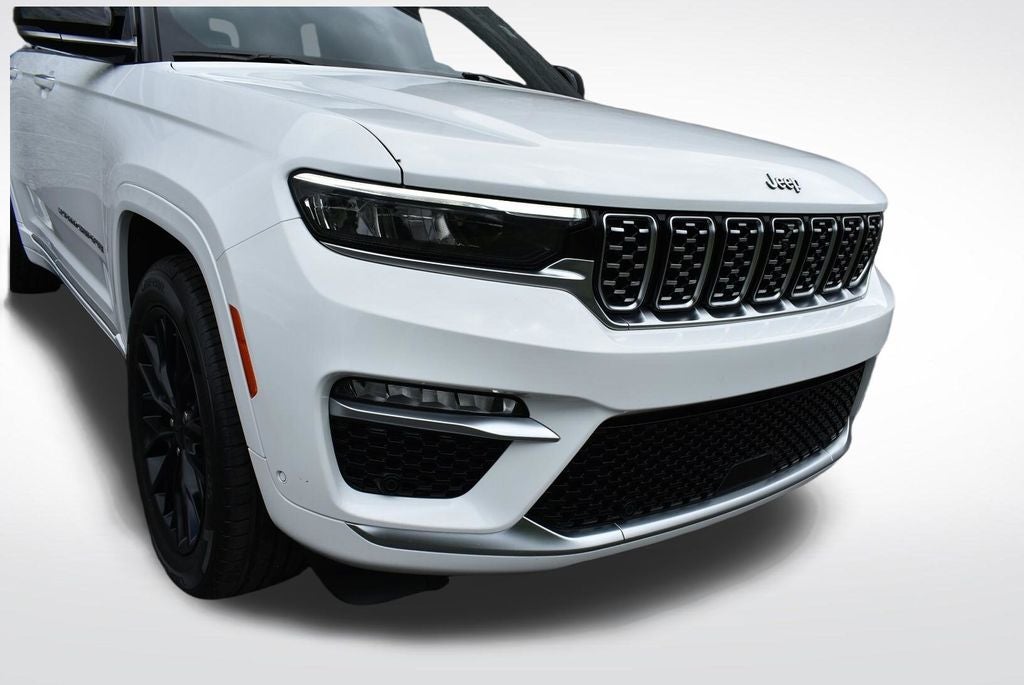 2023 Jeep Grand Cherokee Summit