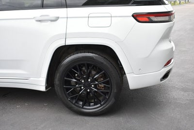 2023 Jeep Grand Cherokee Summit
