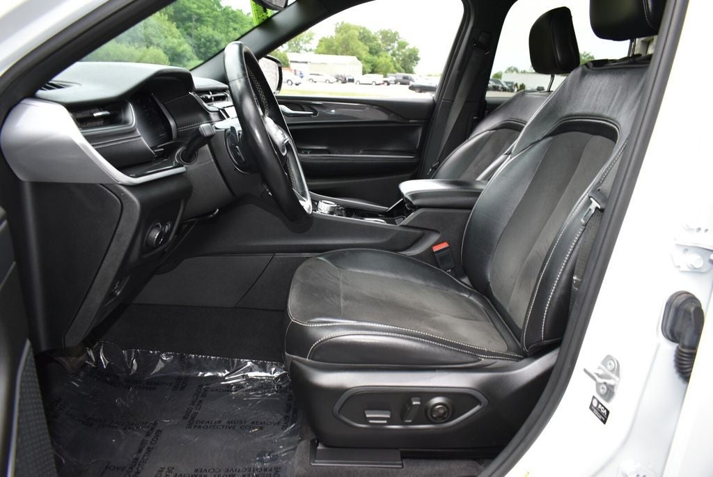 2021 Jeep Grand Cherokee L Altitude