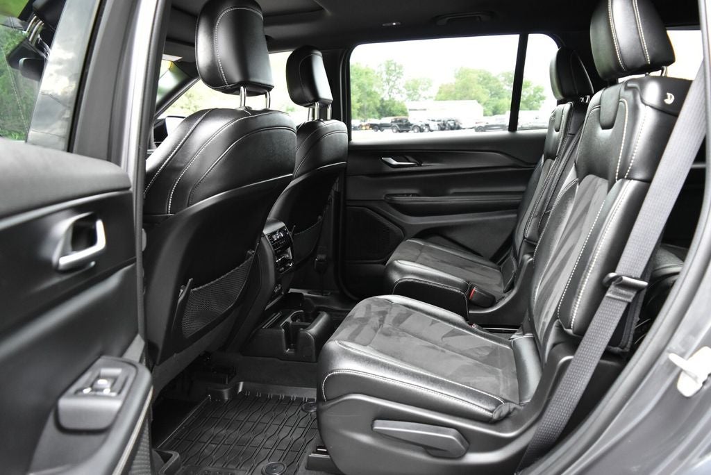2023 Jeep Grand Cherokee L Altitude X