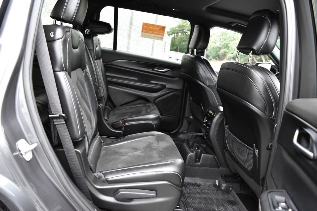 2023 Jeep Grand Cherokee L Altitude X