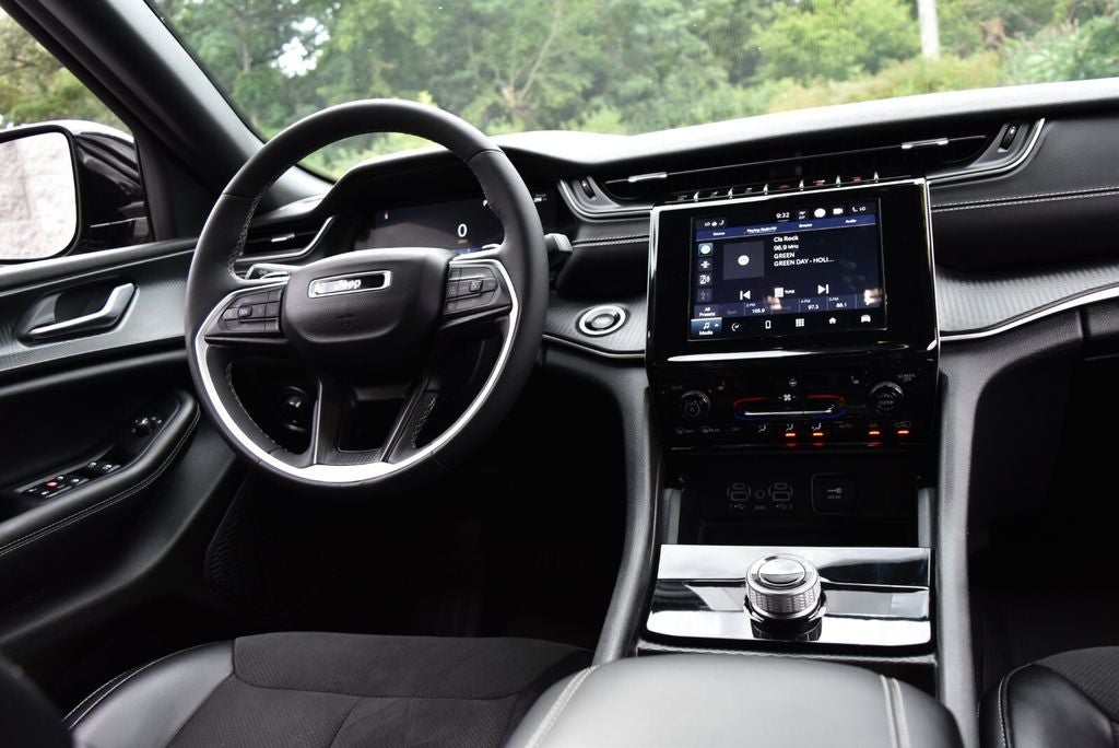 2023 Jeep Grand Cherokee L Altitude X