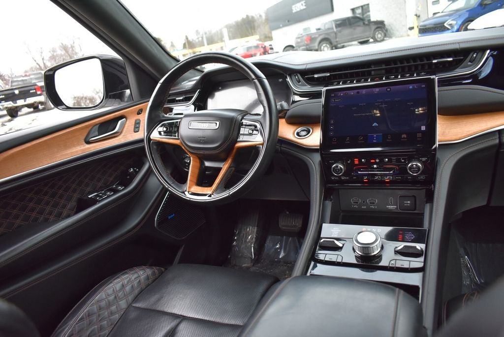 2023 Jeep Grand Cherokee L Summit