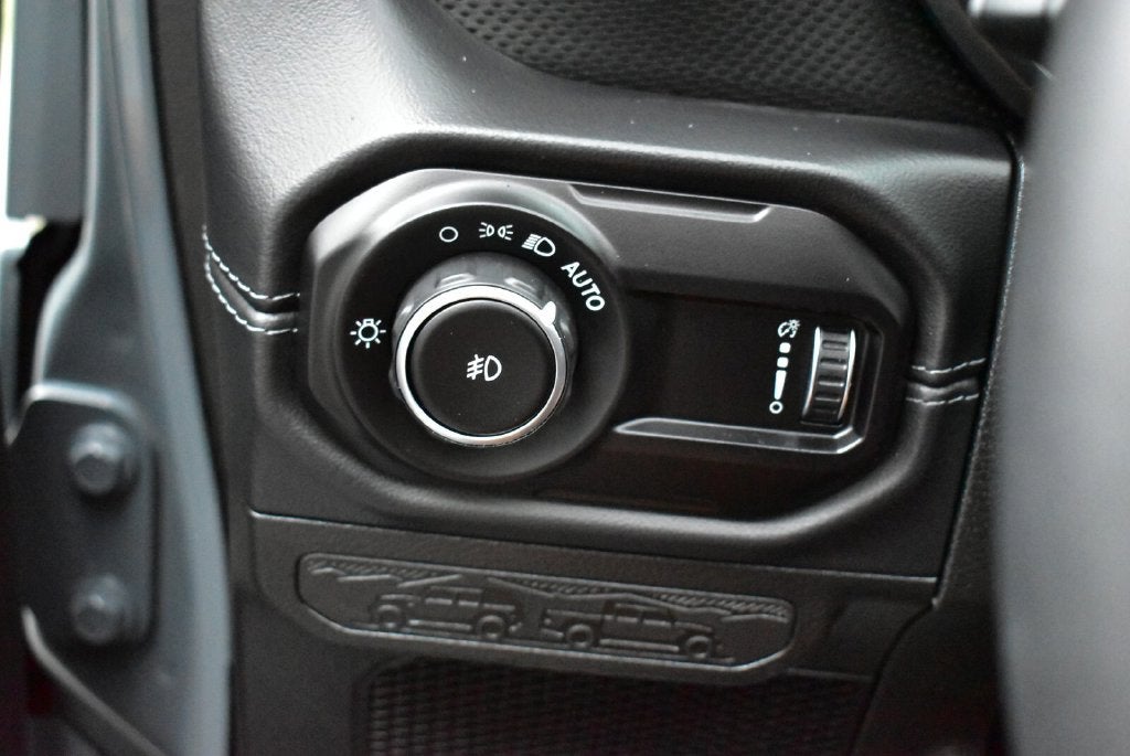 2025 Jeep Wrangler Rubicon X