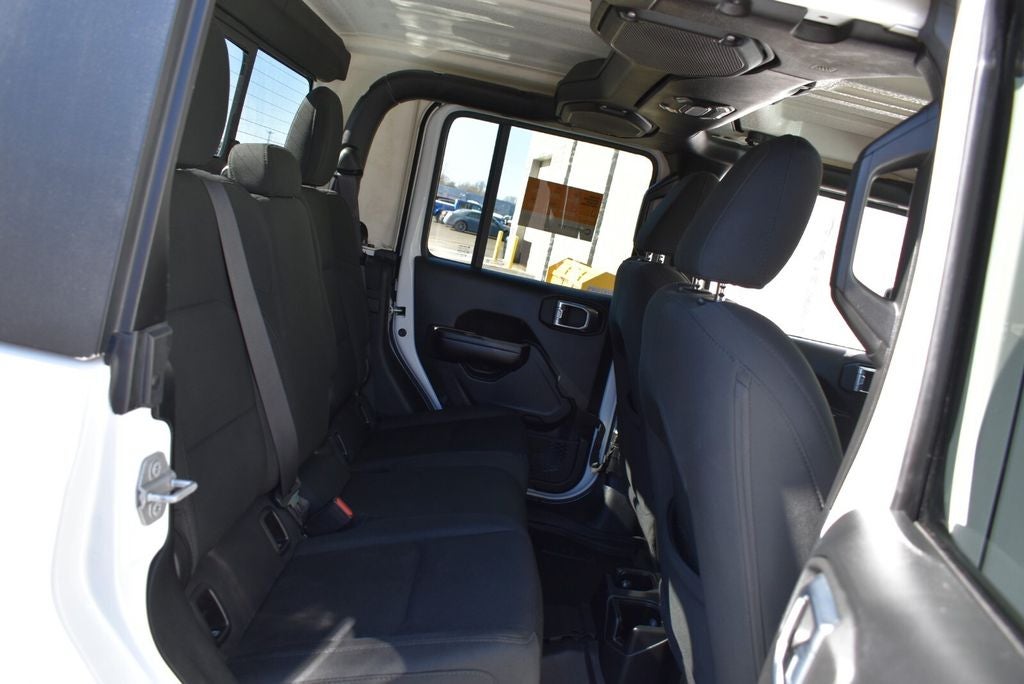 2021 Jeep Gladiator Willys