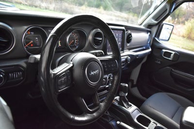 2021 Jeep Gladiator Willys