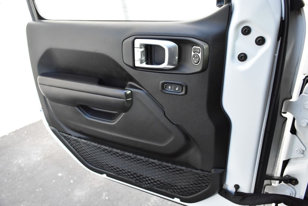 2021 Jeep Gladiator Willys