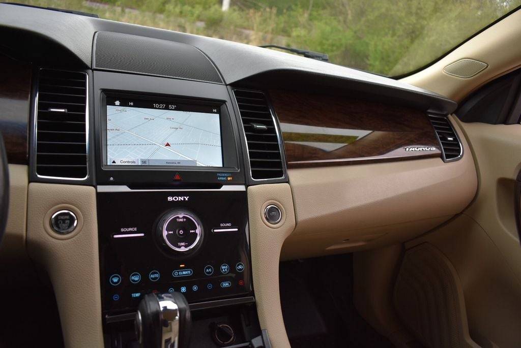 2017 Ford Taurus Limited