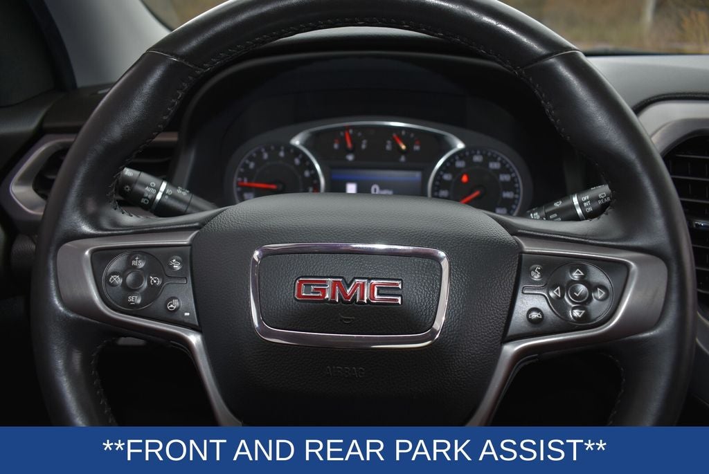 2022 GMC Acadia AT4