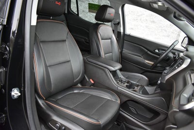 2022 GMC Acadia AT4