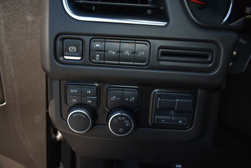 2021 Chevrolet Suburban RST