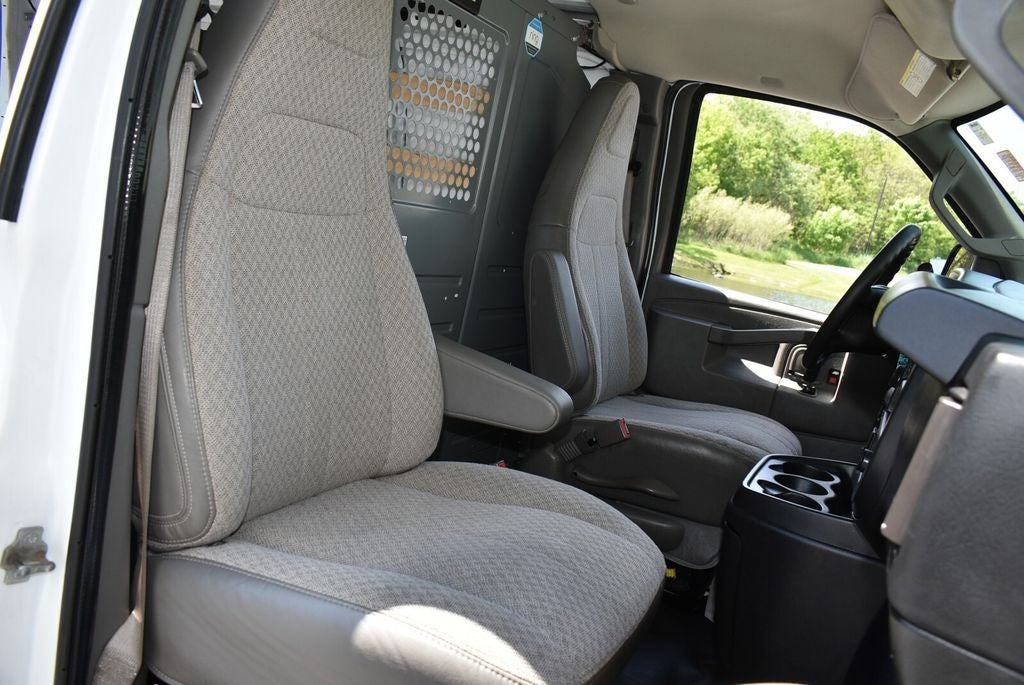 2017 GMC Savana 2500 Work Van
