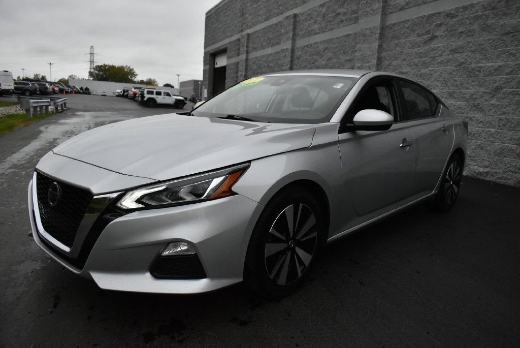 2021 Nissan Altima 2.5 SV