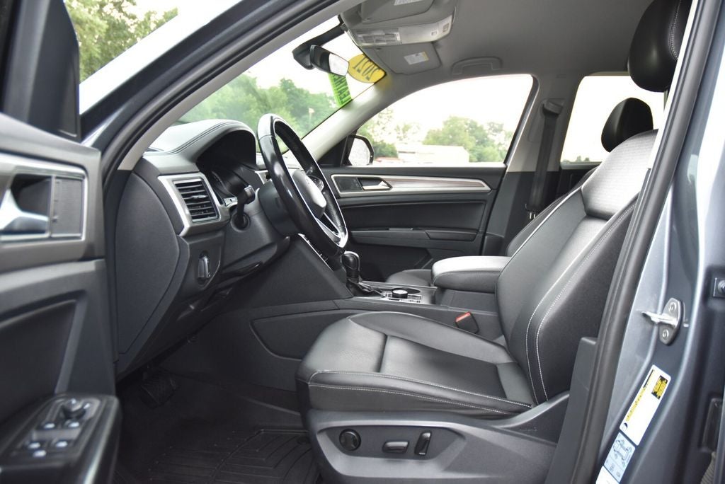 2021 Volkswagen Atlas 3.6L V6 SE w/Technology