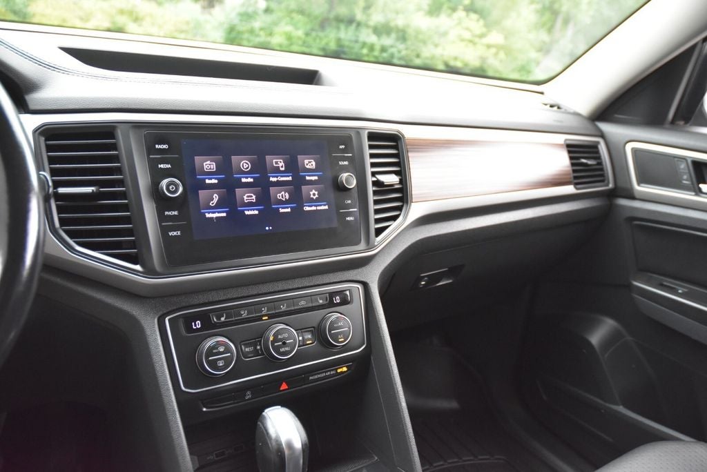 2021 Volkswagen Atlas 3.6L V6 SE w/Technology