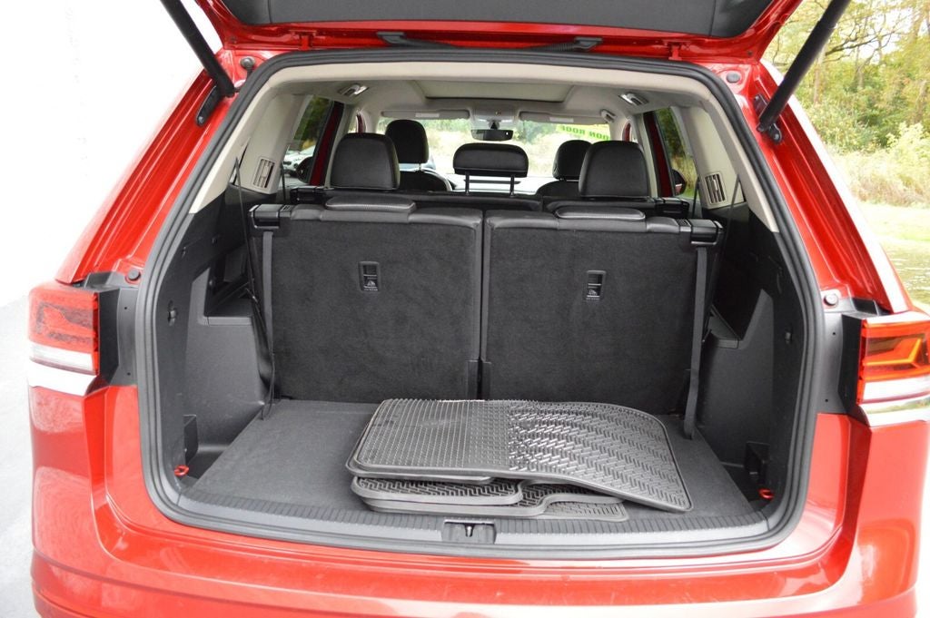 2021 Volkswagen Atlas 3.6L V6 SE w/Technology R-Line