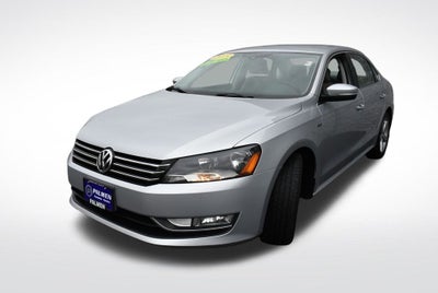 2015 Volkswagen Passat 1.8T Limited Edition