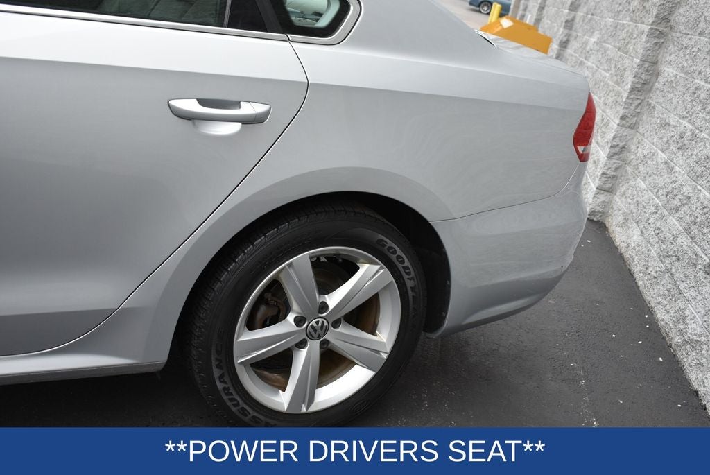 2015 Volkswagen Passat 1.8T Limited Edition