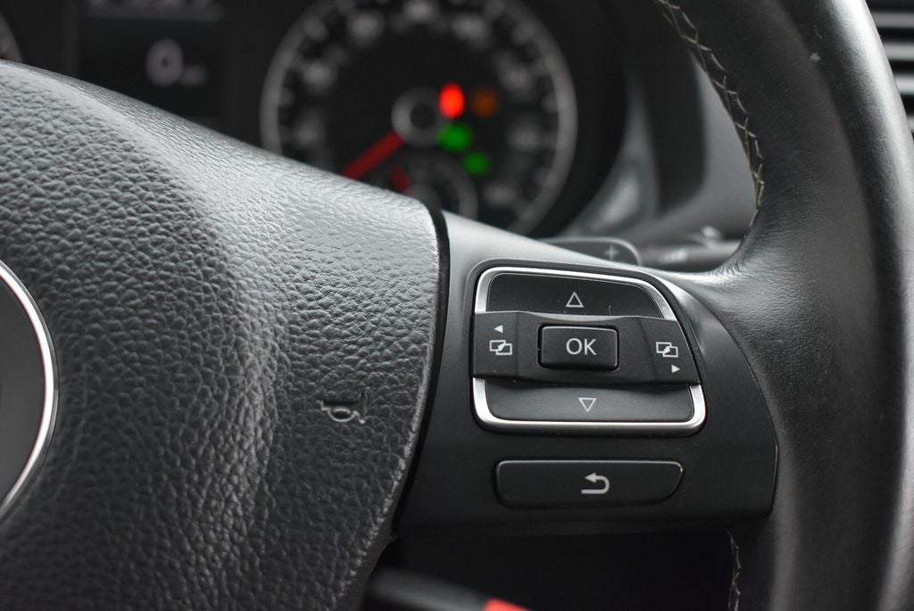 2015 Volkswagen Passat 1.8T Sport