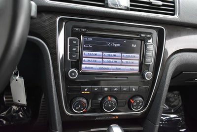 2015 Volkswagen Passat 1.8T Sport