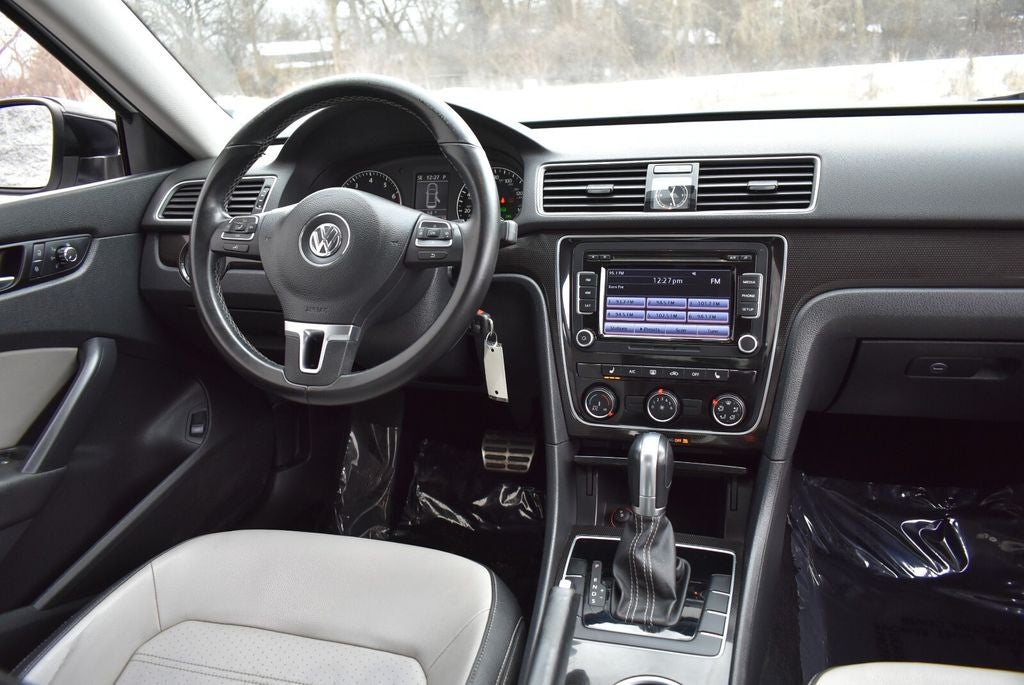 2015 Volkswagen Passat 1.8T Sport