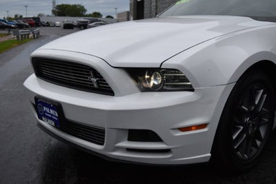 2014 Ford Mustang V6